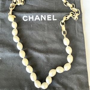 Chanel 1980's Large Baroque pearl and Chain Long necklace